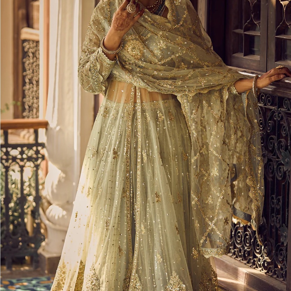 Lashkaraa “Light Mint Embroidered Anarkali Style Lehenga” size S